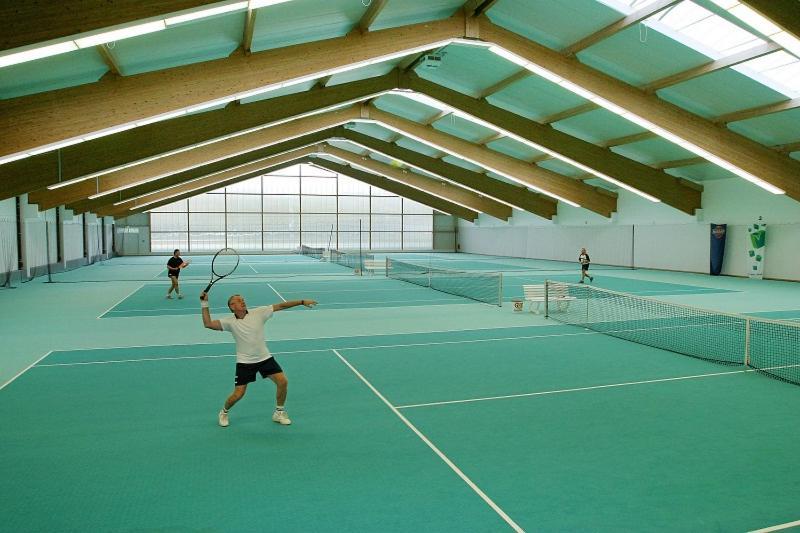 Sporthotel Neuruppin - Apartmenthaus Mit Ferienwohnungen Εξωτερικό φωτογραφία