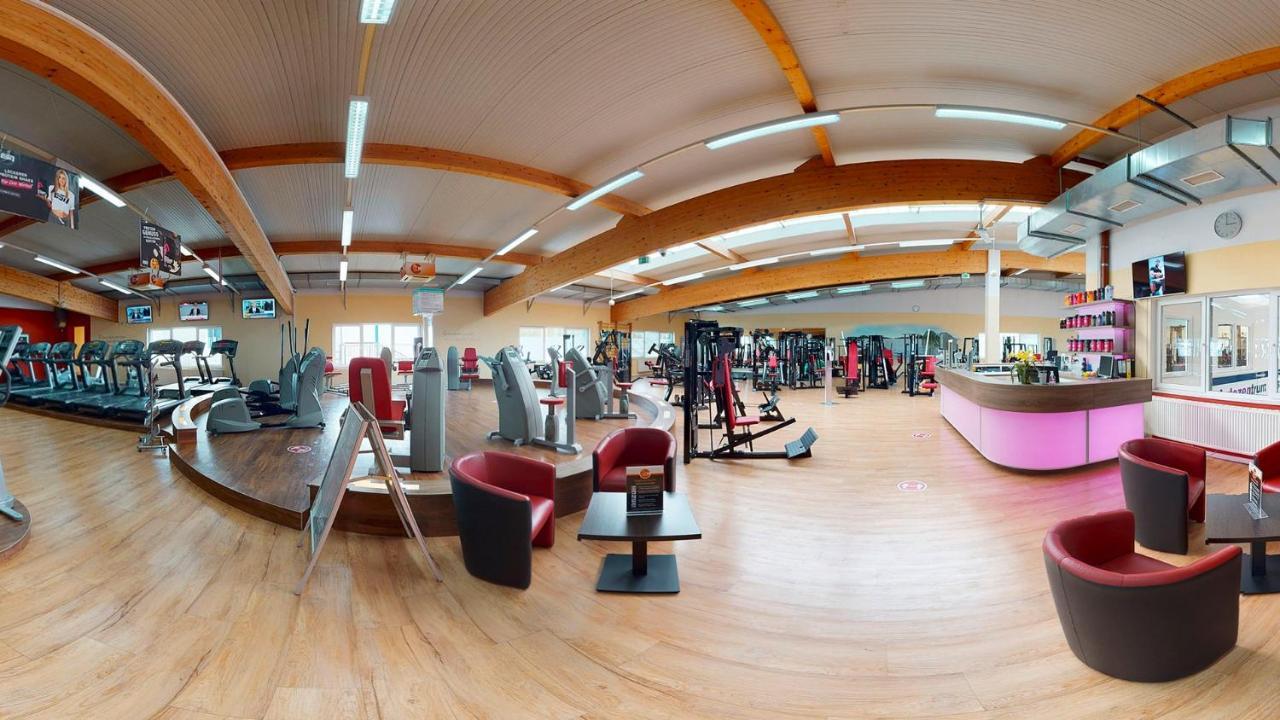 Sporthotel Neuruppin - Apartmenthaus Mit Ferienwohnungen Εξωτερικό φωτογραφία
